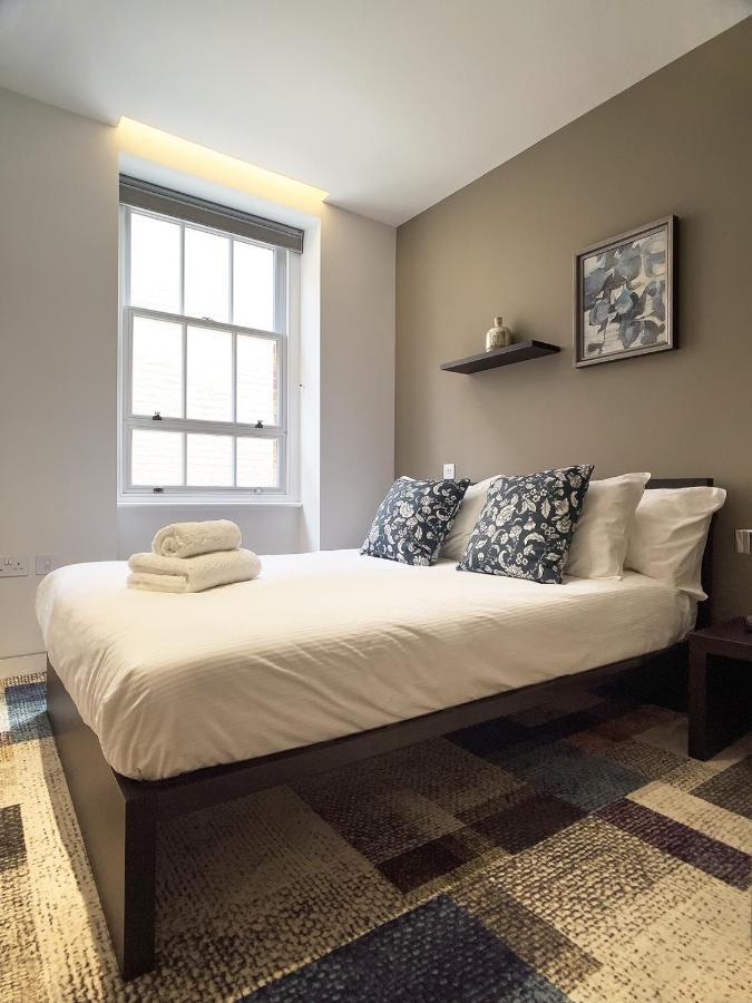 Mirabilis Apartments, Wells Court Londra